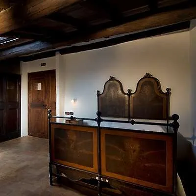 Hotel Foro Appio Mansio 4*
