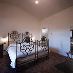 Ξενοδοχείο Foro Appio Mansio 4*