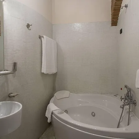 Hotel Foro Appio Mansio