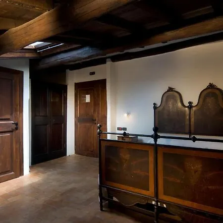 Hotell Foro Appio Mansio 4*