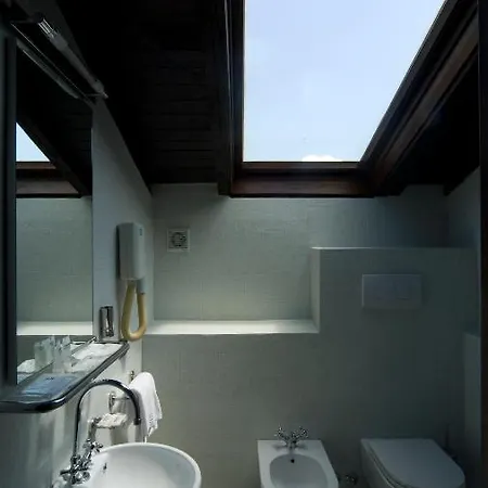 Hotel Foro Appio Mansio 4*