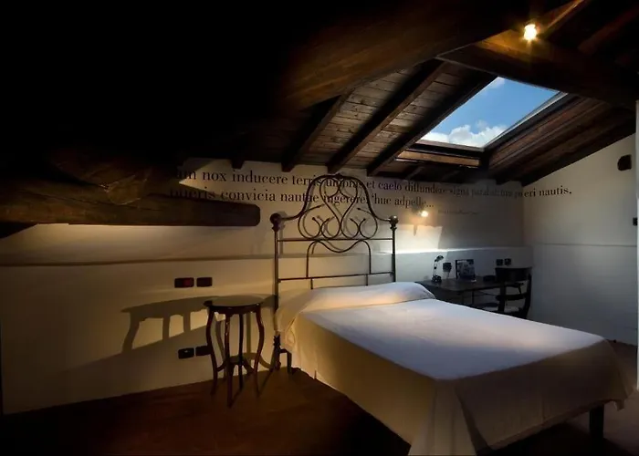 Hotel Foro Appio Mansio 4*