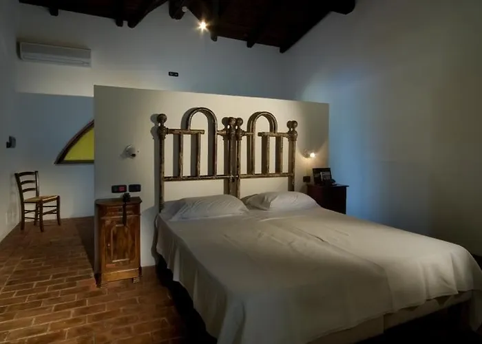 Hotel Foro Appio Mansio Latina