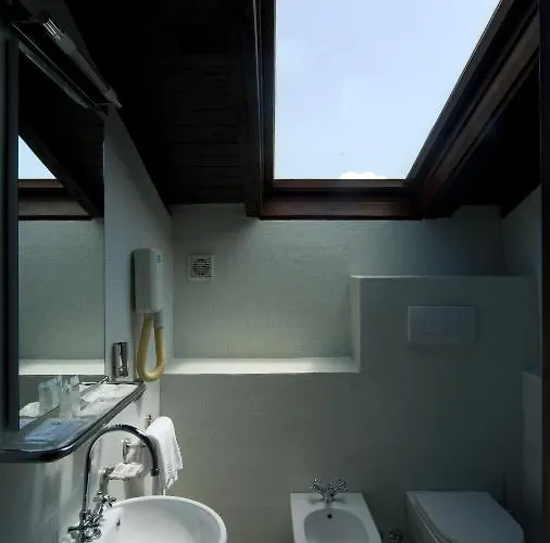 Hotel Foro Appio Mansio 4*